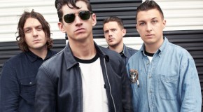 Video: Arctic Monkeys “You And I”